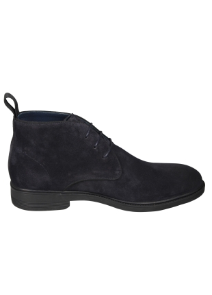 Daniel Kenneth Daniel Kenneth Alexandro 2640455 Blauwe Veterboot