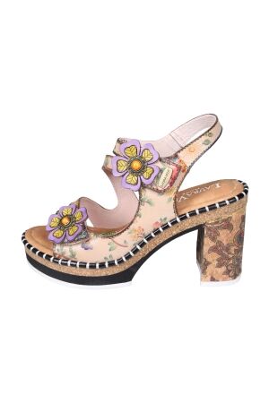 Laura Vita NAOMIO 16