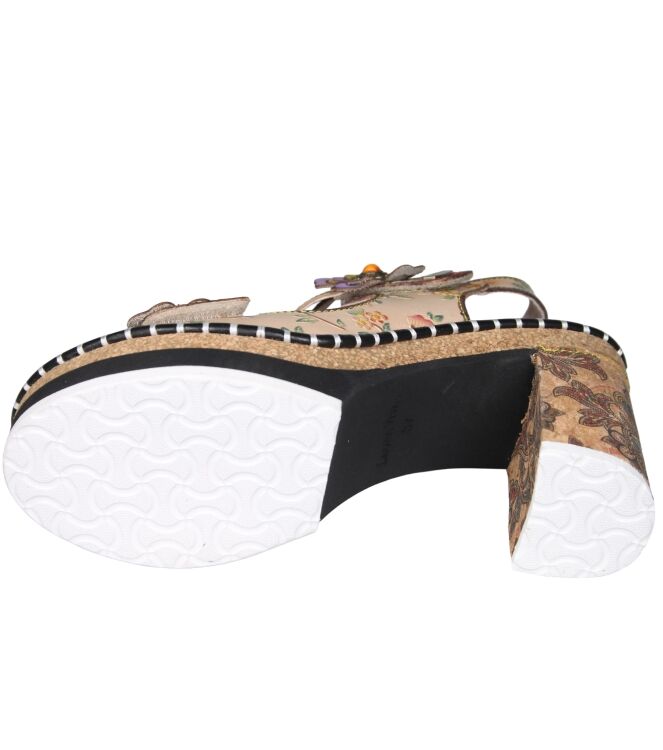 Laura Vita NAOMIO 16