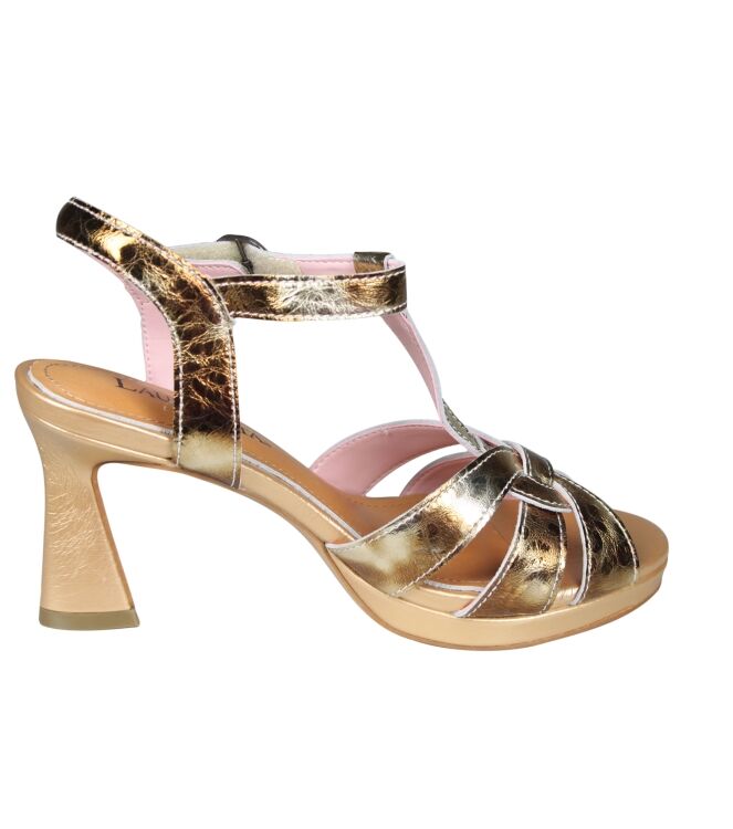 Laura Vita Fantasme 01