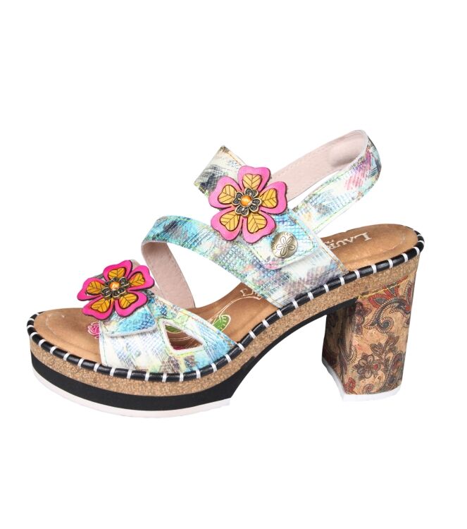 Laura Vita NAOMIO 13